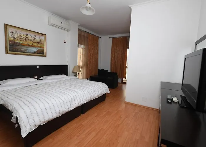 Ferrari Hotel 3*