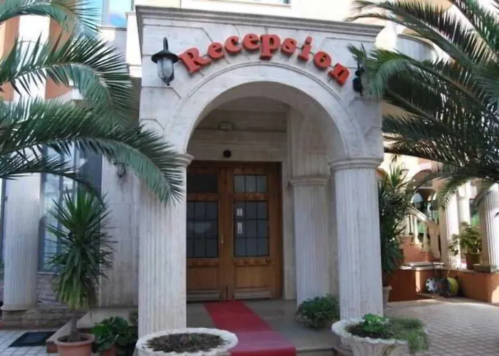 Ferrari Tirana