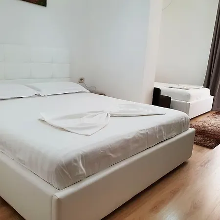 Ξενοδοχείο Ferrari Τίρανα