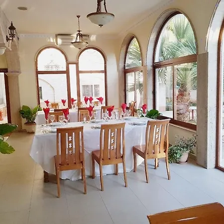 Ferrari Ξενοδοχείο 3*