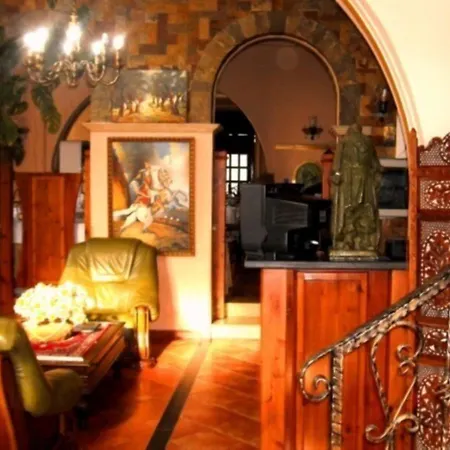 Ferrari 3* Τίρανα