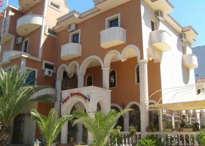 Ferrari 3* Tirana